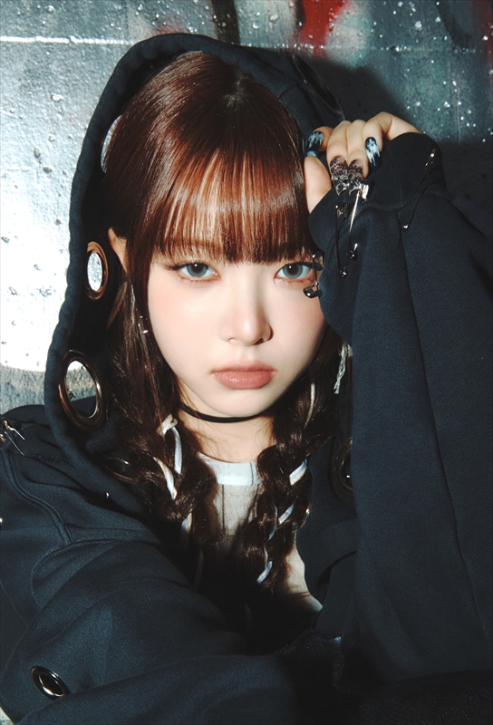 LE SSERAFIM　HONG EUNCHAE