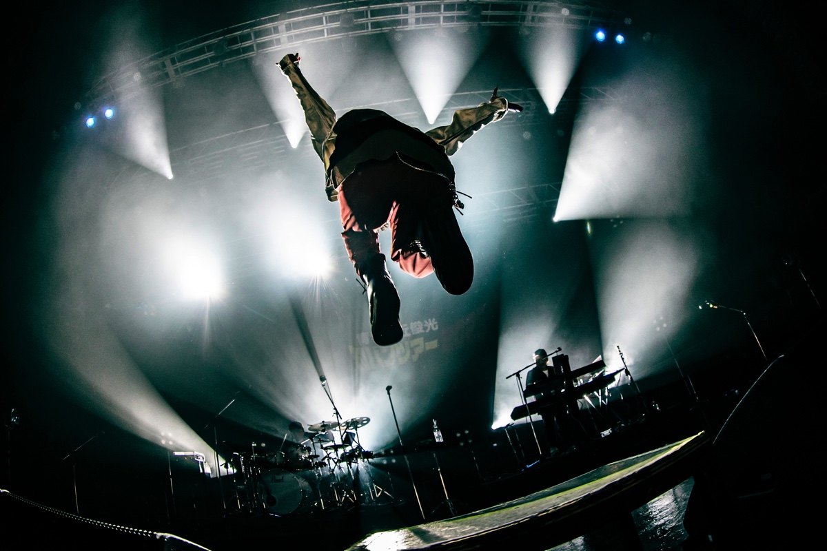 "青春ヶ丘俊光"、Zepp対バンツアーレポートの画像