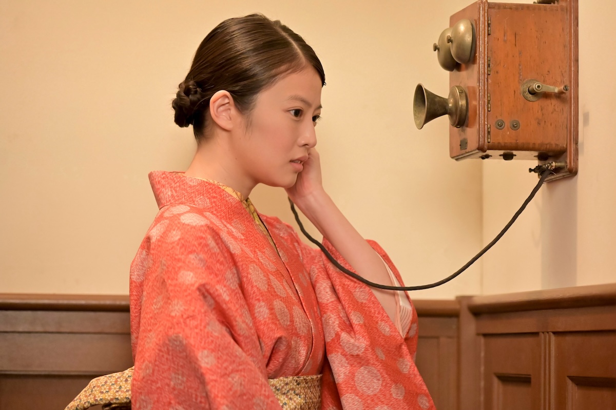 『あんぱん』のぶと嵩の対照的な“正義”