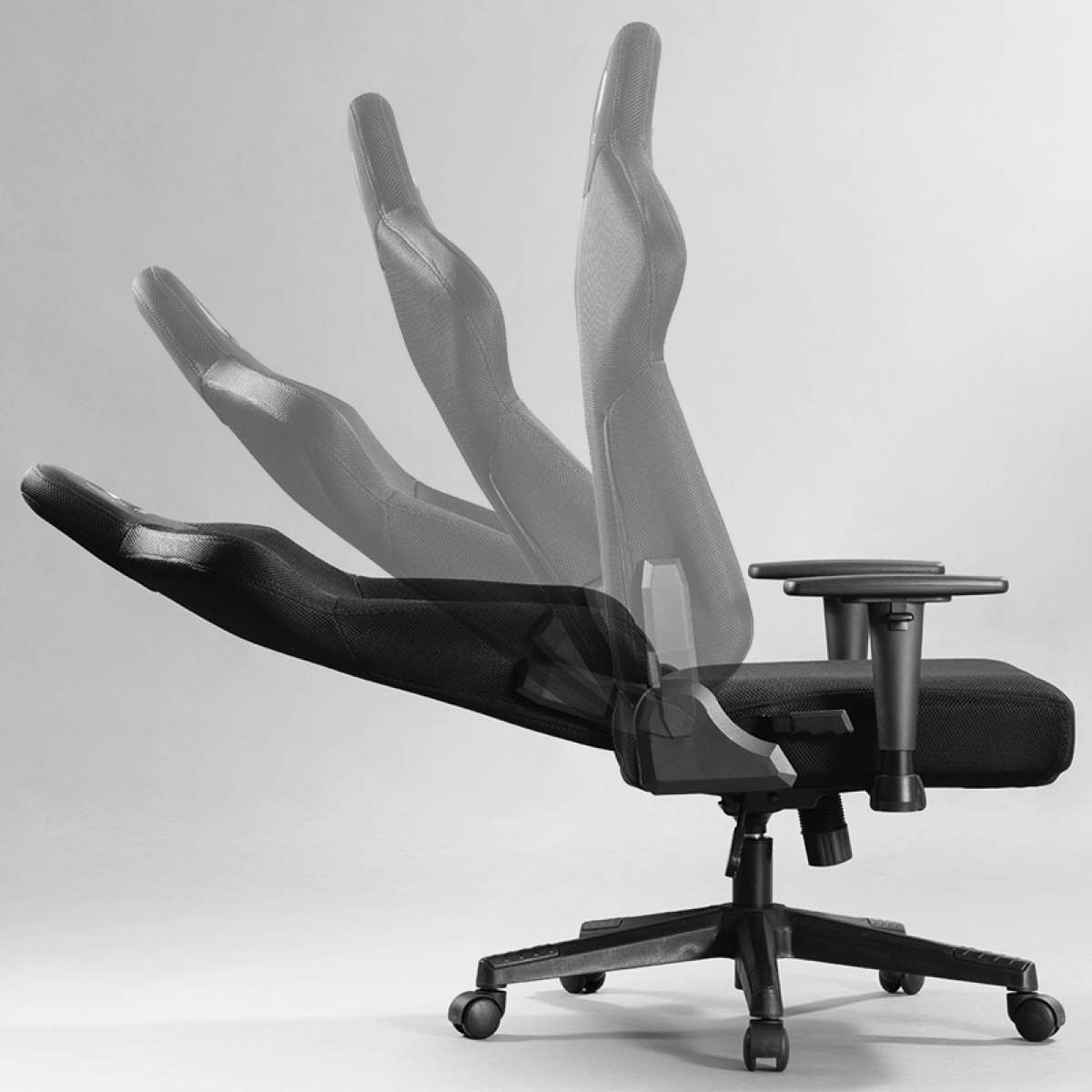 バウヒュッテ、カスタム式ゲーミングチェアの画像