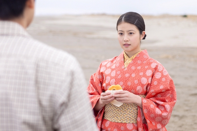 『あんぱん』第32話、嵩とのぶの仲直りの画像