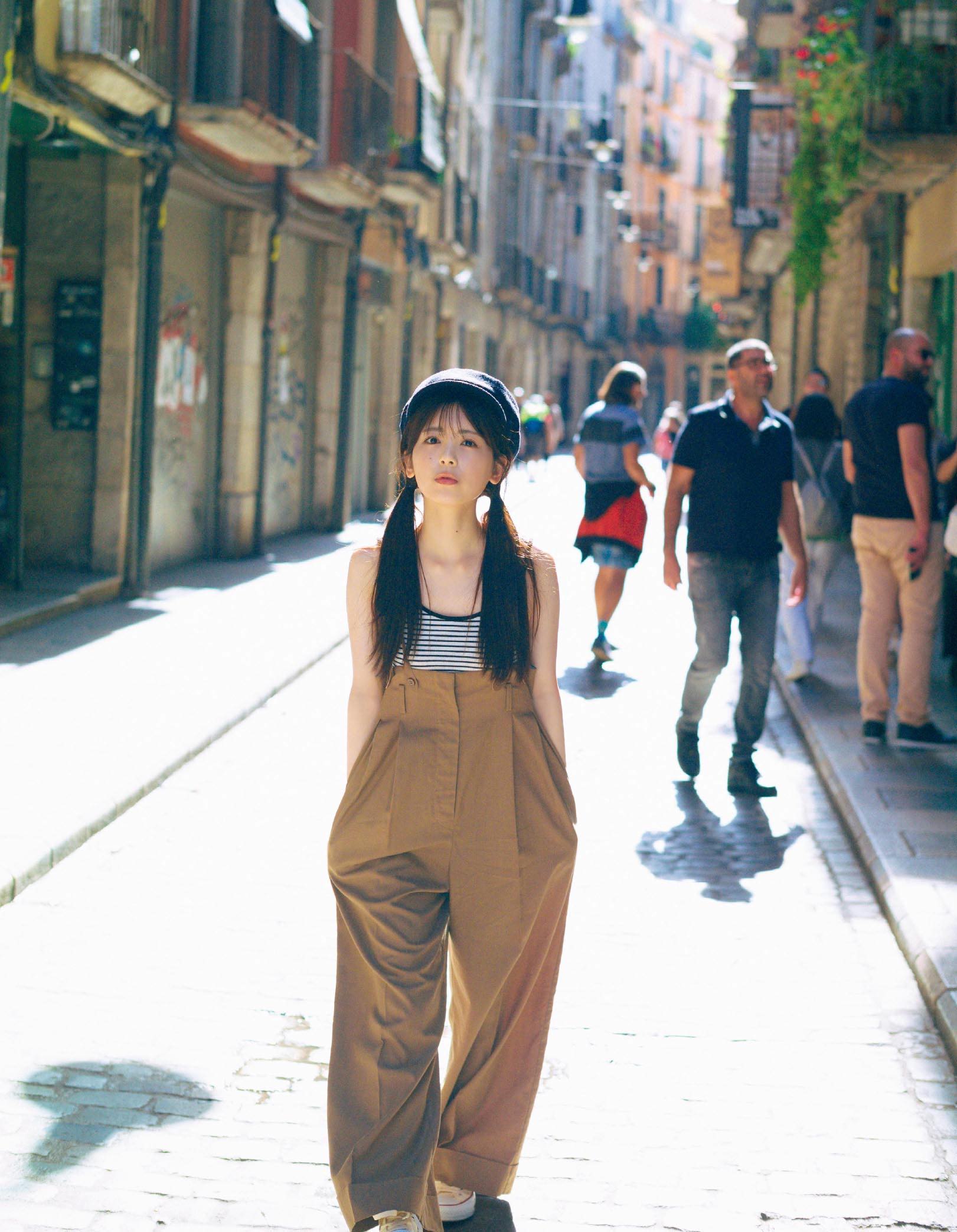 筒井あやめ、散歩中にハートマークを見つけるの画像