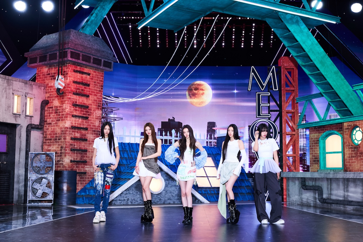 『MEOVV THE 1st EP ALBUM COMEBACK SHOWCASE』