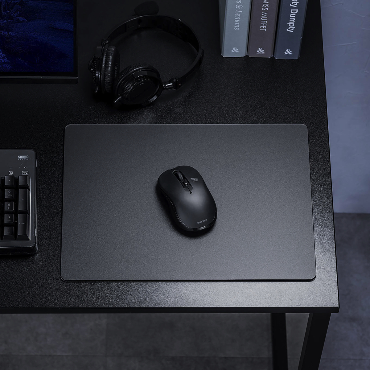 サンワサプライ、ガラスマウスパッドに新サイズ登場の画像