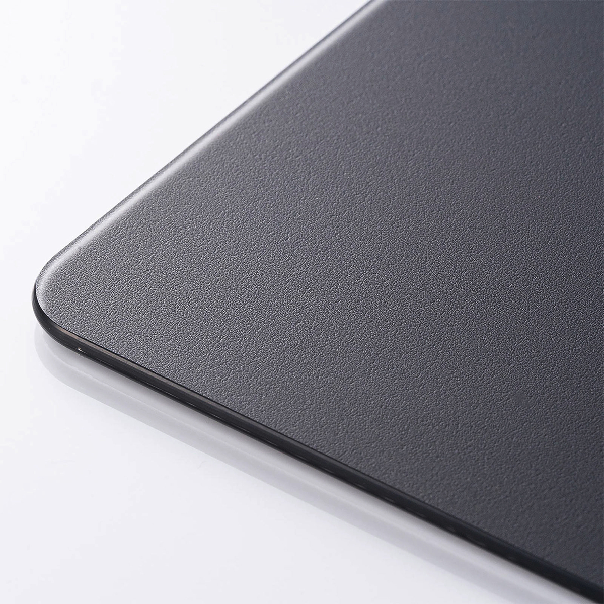 サンワサプライ、ガラスマウスパッドに新サイズ登場の画像