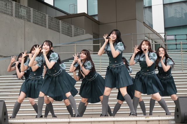 Rain Tree 2ndデジタルシングル『つまり』のリリースイベント　「3秒ルール」ライブ写真