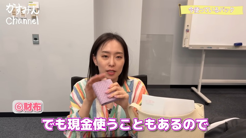 石川佳純、現役時と現在のバッグの中身を公開の画像