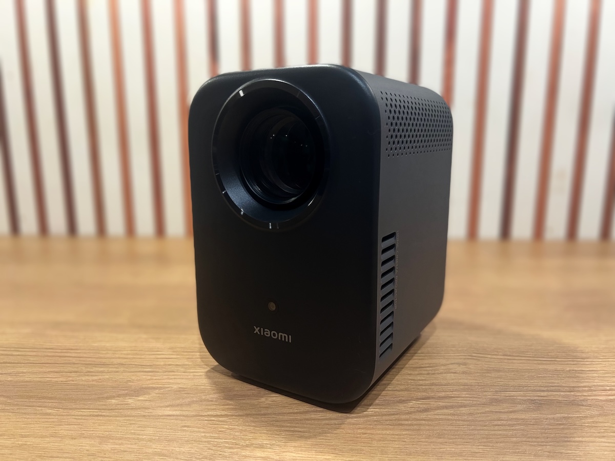 【梅雨キャンペーン】プロジェクター1名様に