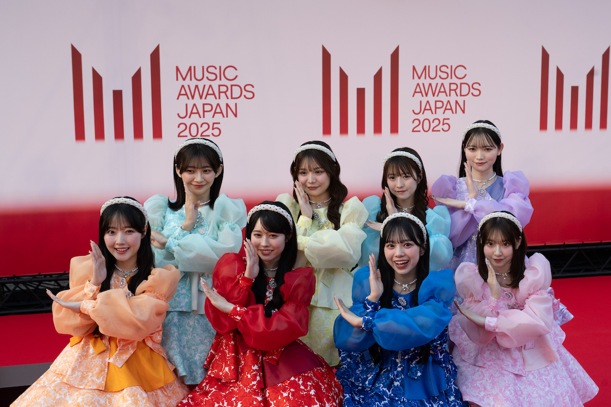 乃木坂46ら、MAJレッドカーペットに登場の画像