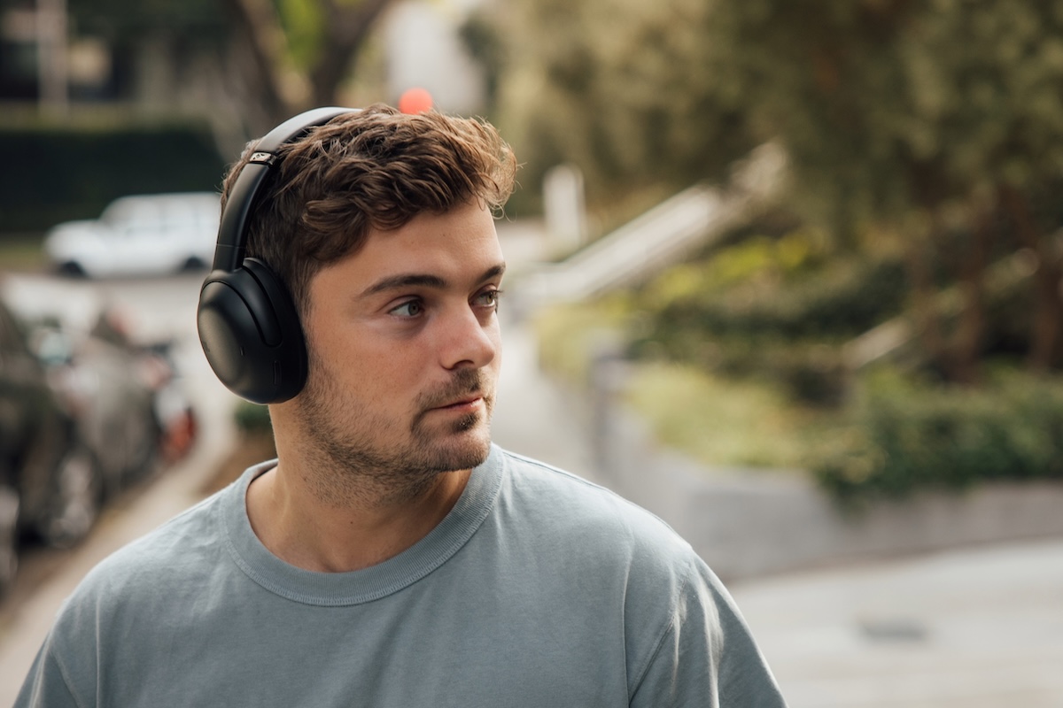 JBL、最上位ヘッドホン新登場