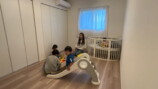 大家族YouTuber、豪華新居のルームツアーの画像