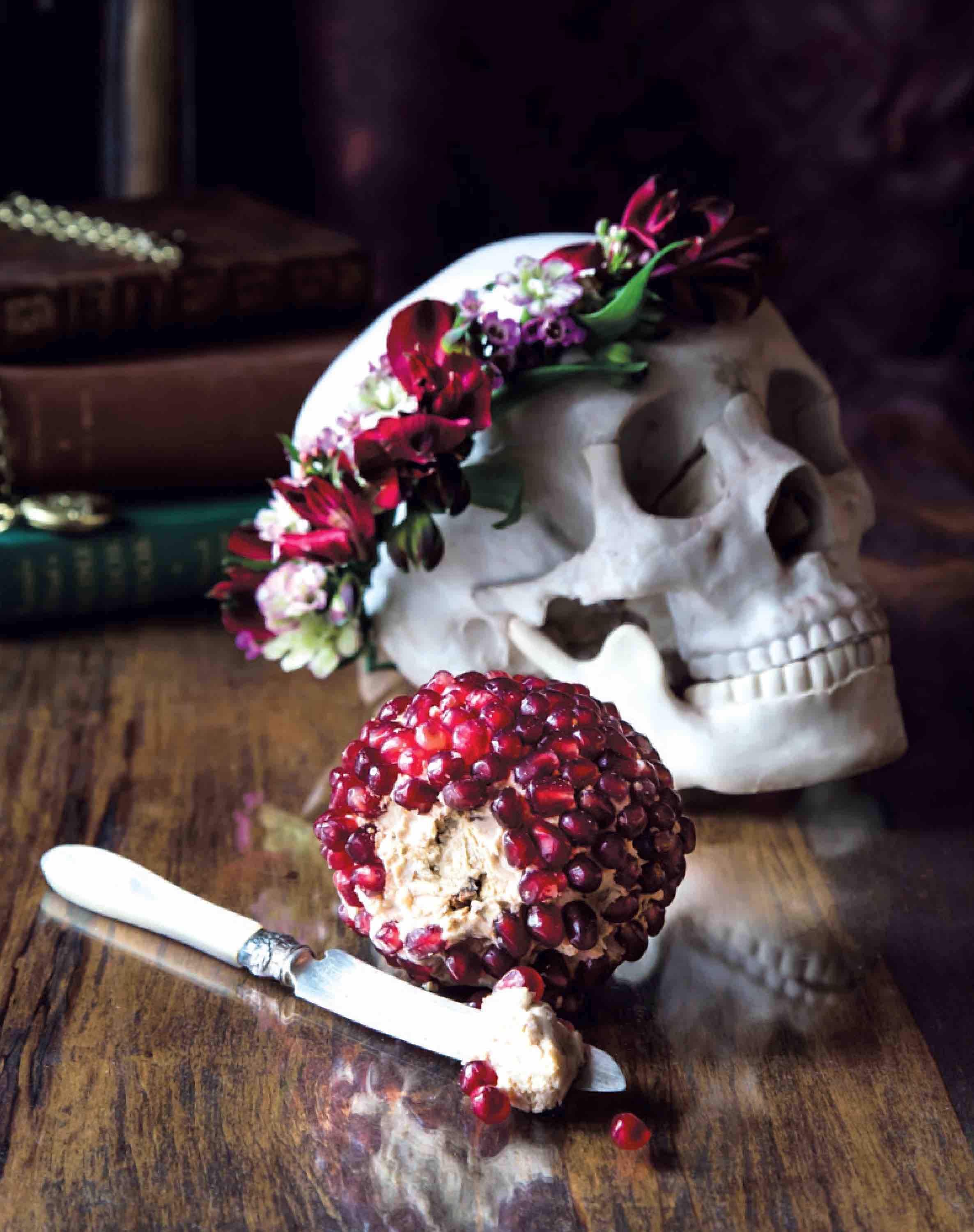 ハンニバル・レクター博士の美食を再現する「レシピ集」が発売　ドラマ撮影現場のエピソードも収録