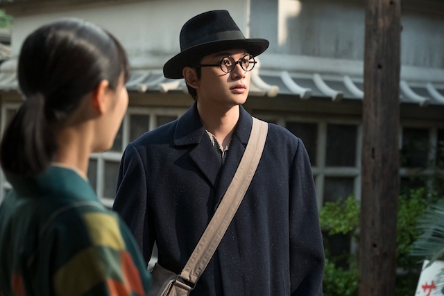 『あんぱん』第43話、のぶ結婚に意気消沈の嵩の画像