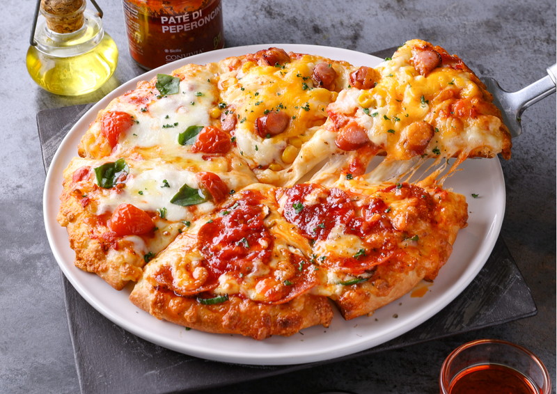 『ゼンゼロ』とピザーラのコラボピザが登場の画像