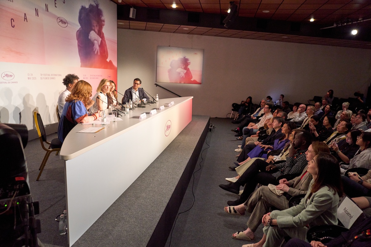 ユニクロがカンヌ国際映画祭でイベント実施