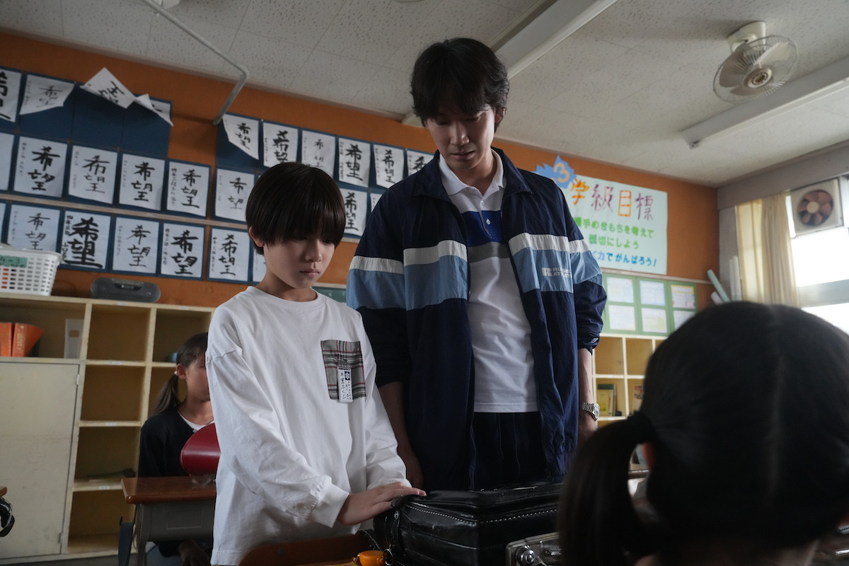 綾野剛『でっちあげ』主題歌はキタニタツヤ