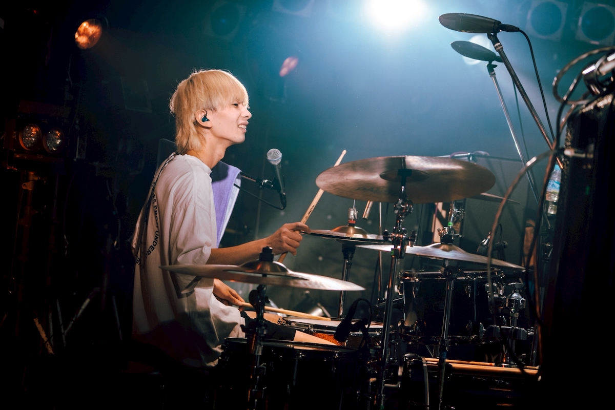 『UNFAIR RULE ONEMAN LIVE「ずるい約束」』（撮影＝滋賀作そら）