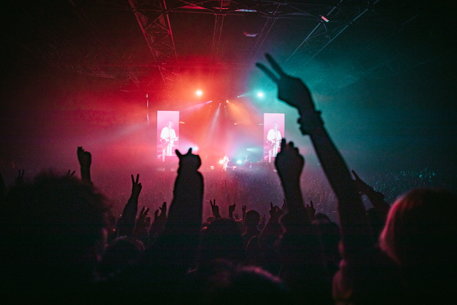 『KENSHI YONEZU 2025 WORLD TOUR / JUNK』ロンドン、パリ、ニューヨーク、ロサンゼルス公演より／Photo by Jiro Konami