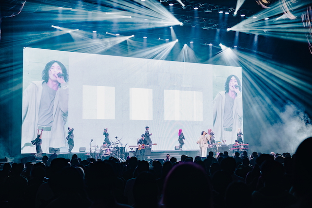 『KENSHI YONEZU 2025 WORLD TOUR / JUNK』ロンドン、パリ、ニューヨーク、ロサンゼルス公演より／Photo by Jiro Konami