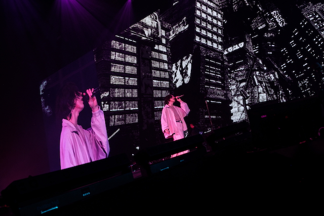 『KENSHI YONEZU 2025 WORLD TOUR / JUNK』上海、台北、ソウル公演より／Photo by Yusuke Yamatani