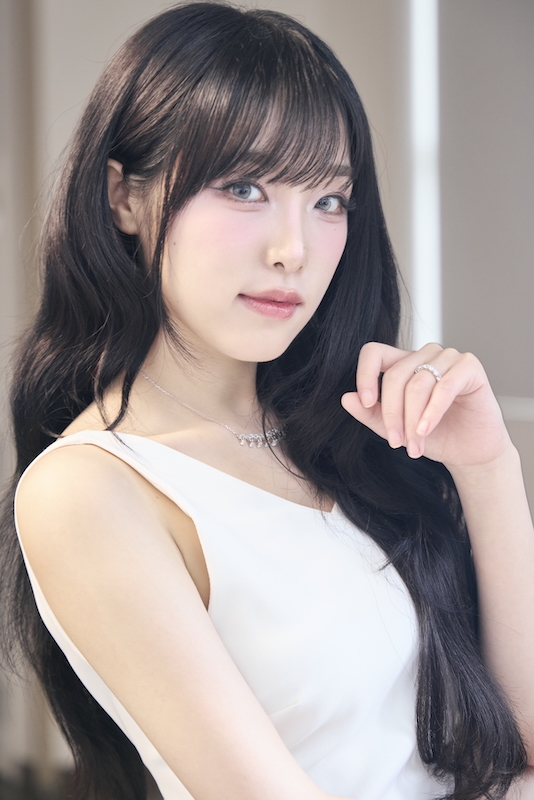 YENA（撮影＝加古伸弥）