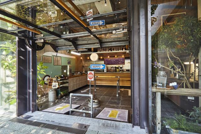 AMAZING COFFEE 店舗写真