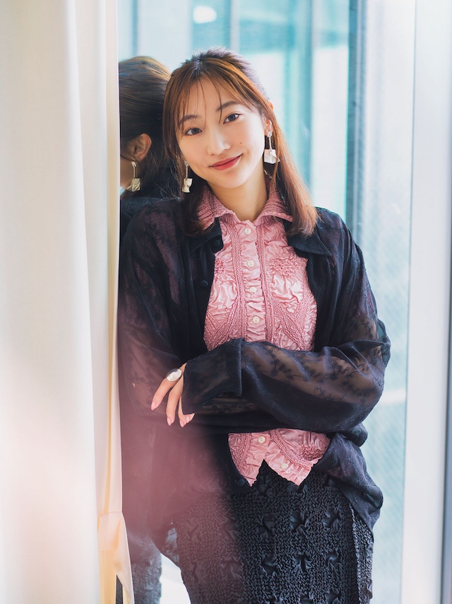 武田玲奈、デビューから10年の変化と不変の画像