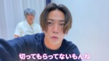 亀梨和也、20年以上通う美容室でヘアカットの画像
