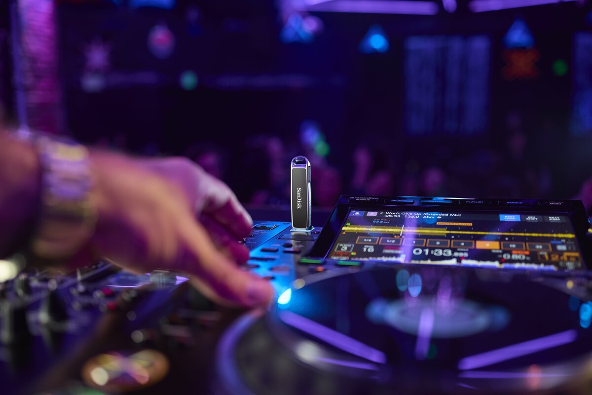 プロDJ向け、USBメモリ『DJ Flash Drive』の画像