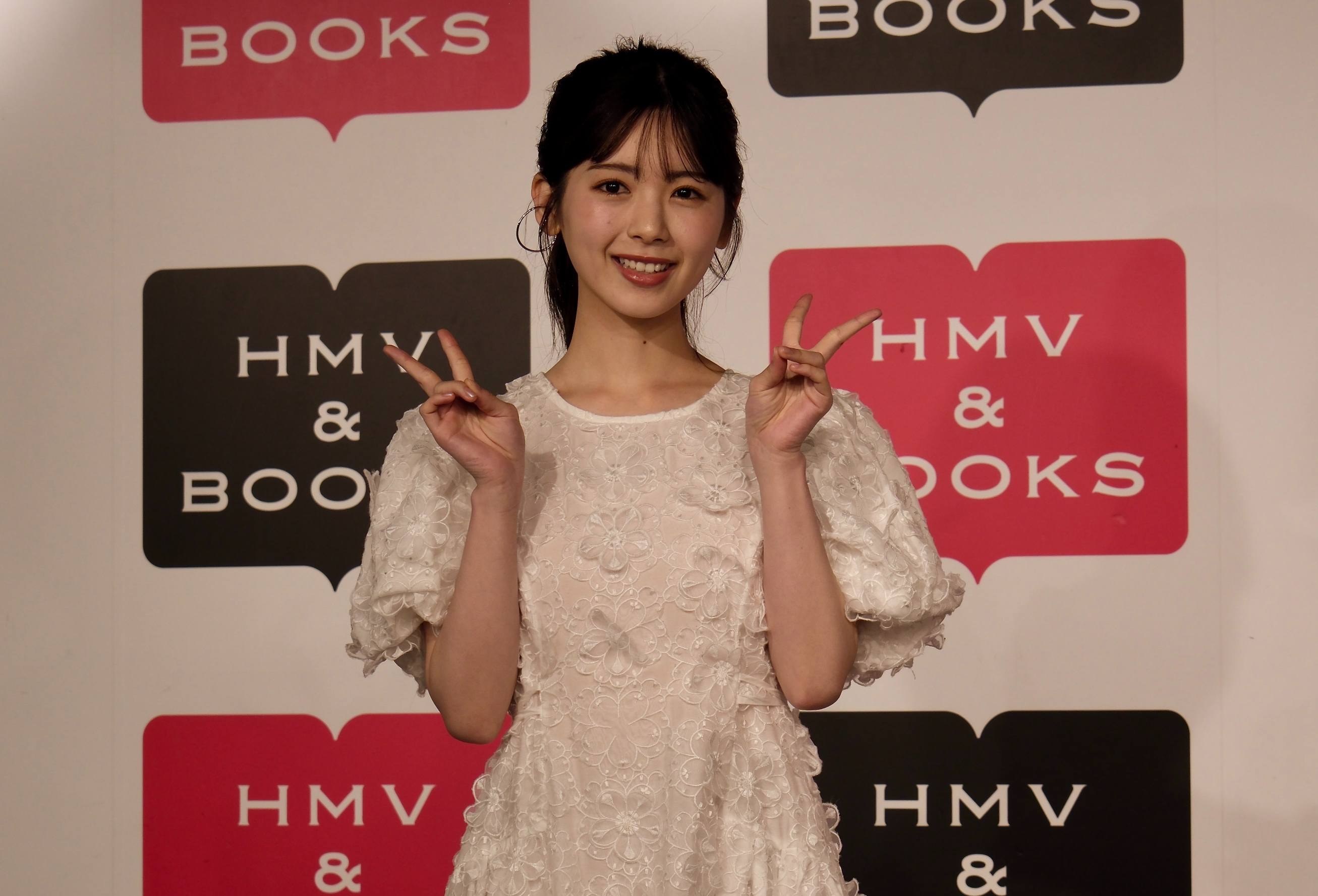 筒井あやめ　1st写真集記者会見レポートの画像