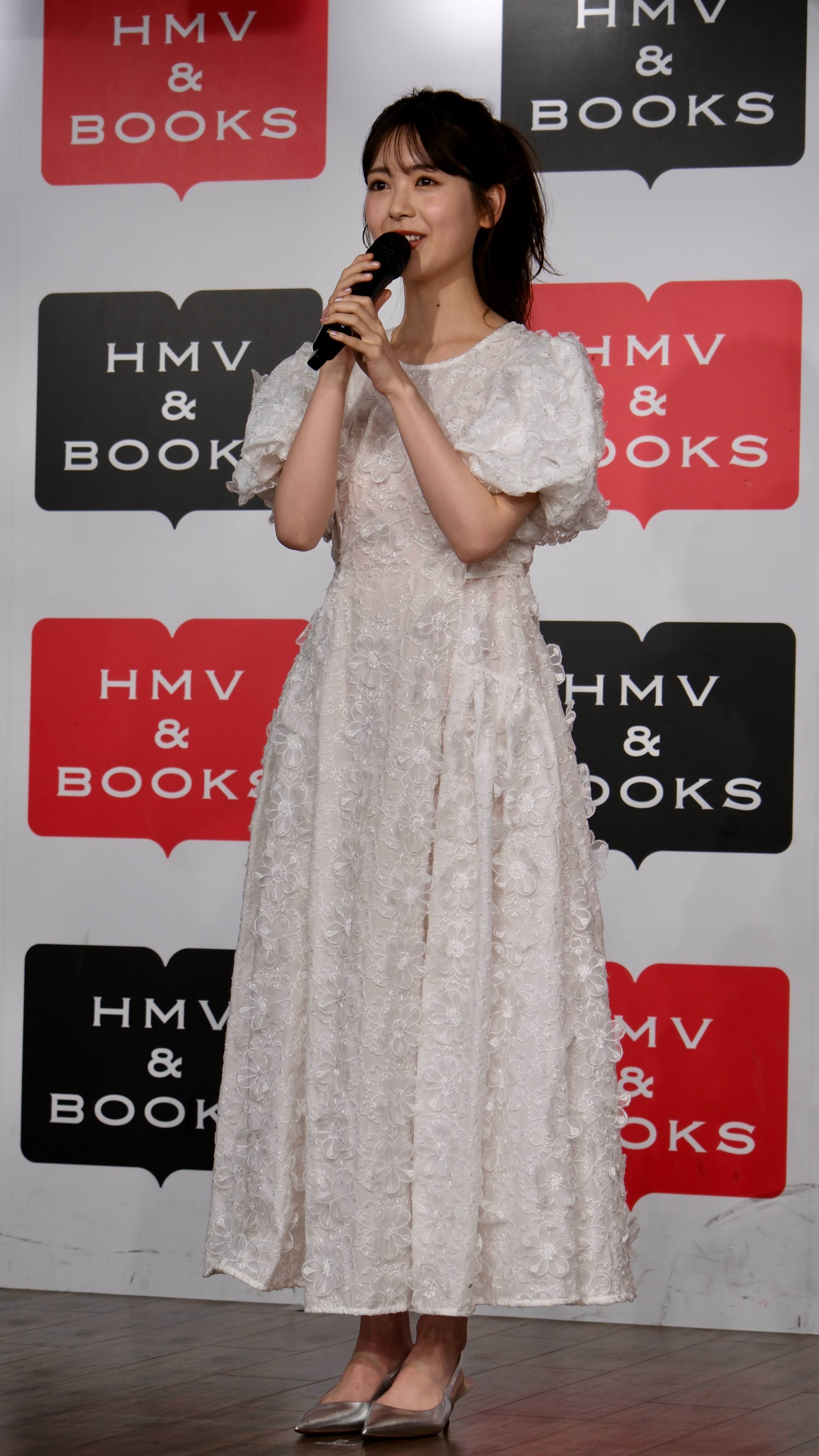 筒井あやめ　1st写真集記者会見レポートの画像