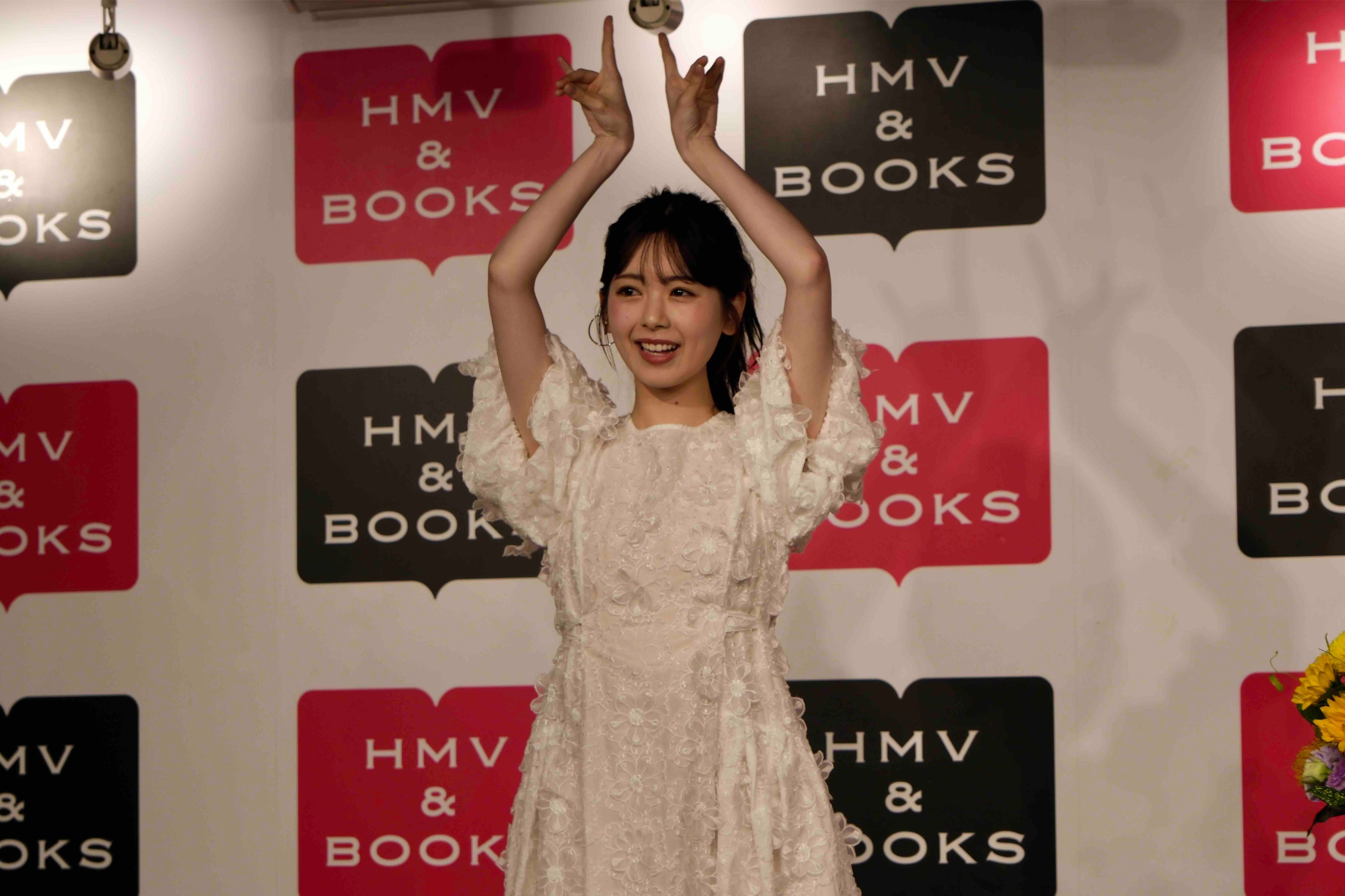 筒井あやめ　1st写真集記者会見レポートの画像