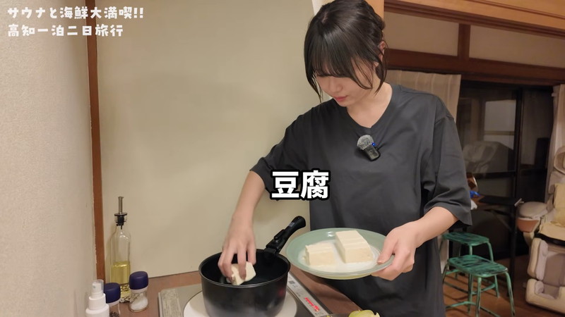 いけちゃん、水着姿でサウナを満喫の画像