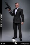 『007』ジェームズ・ボンドのフィギュア登場の画像