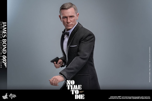 『007』ジェームズ・ボンドのフィギュア登場の画像