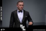 『007』ジェームズ・ボンドのフィギュア登場の画像