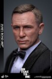 『007』ジェームズ・ボンドのフィギュア登場の画像