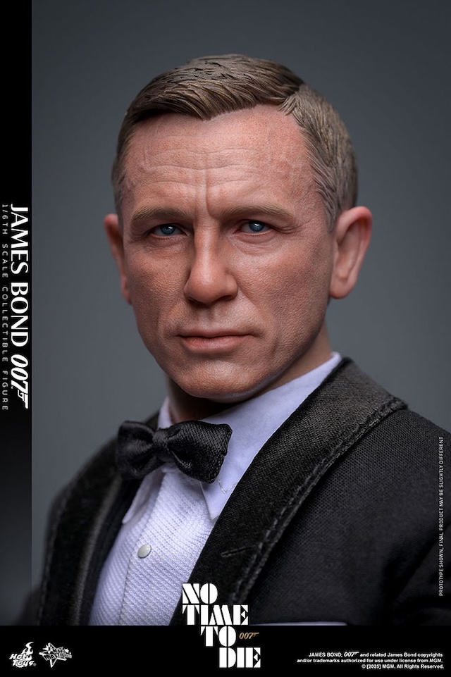 『007』ジェームズ・ボンドのフィギュア登場の画像