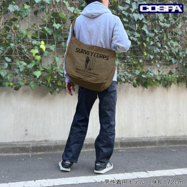 『進撃の巨人』自由の翼をデザインしたグッズの画像