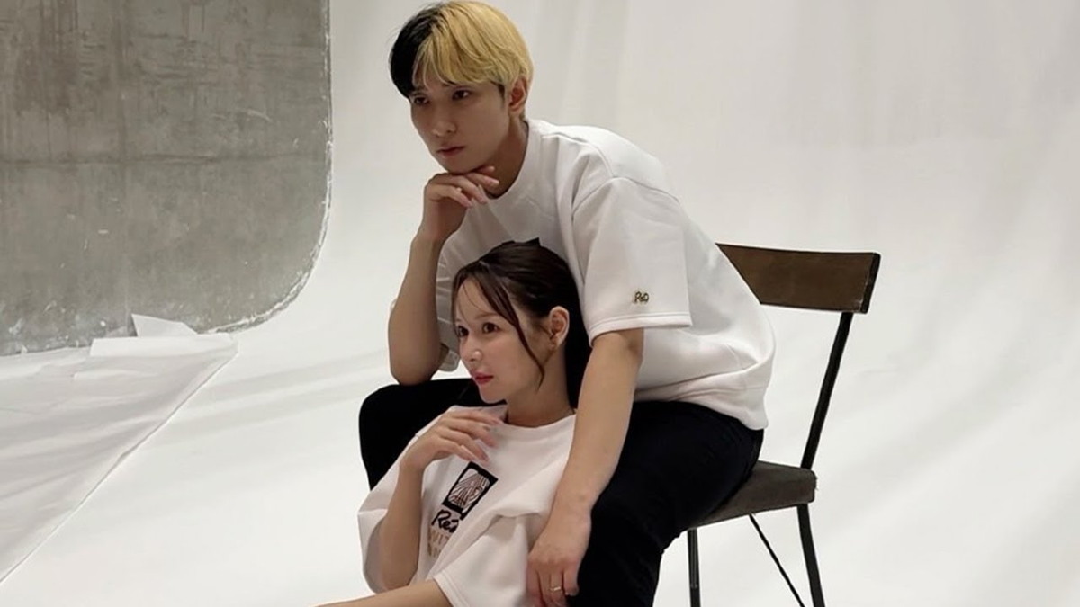 新婚のヒカル、結婚指輪を4つ購入