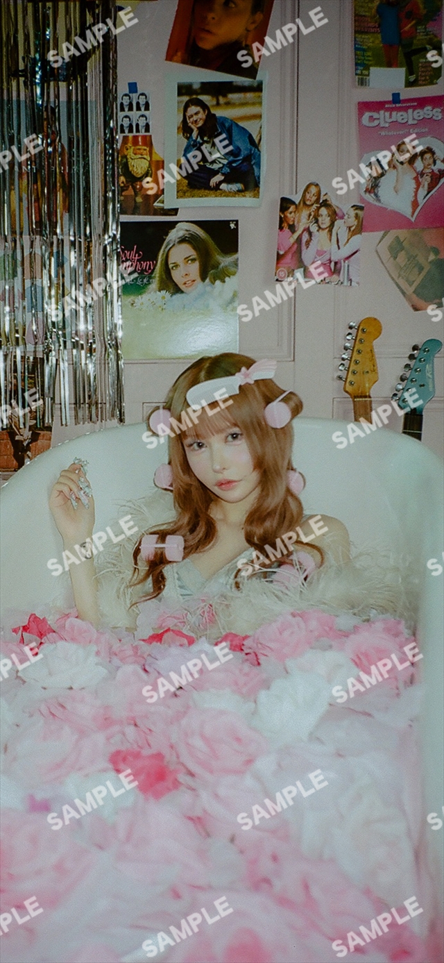 戦慄かなの　ライブラリ追加キャンペーン壁紙　サンプル画像