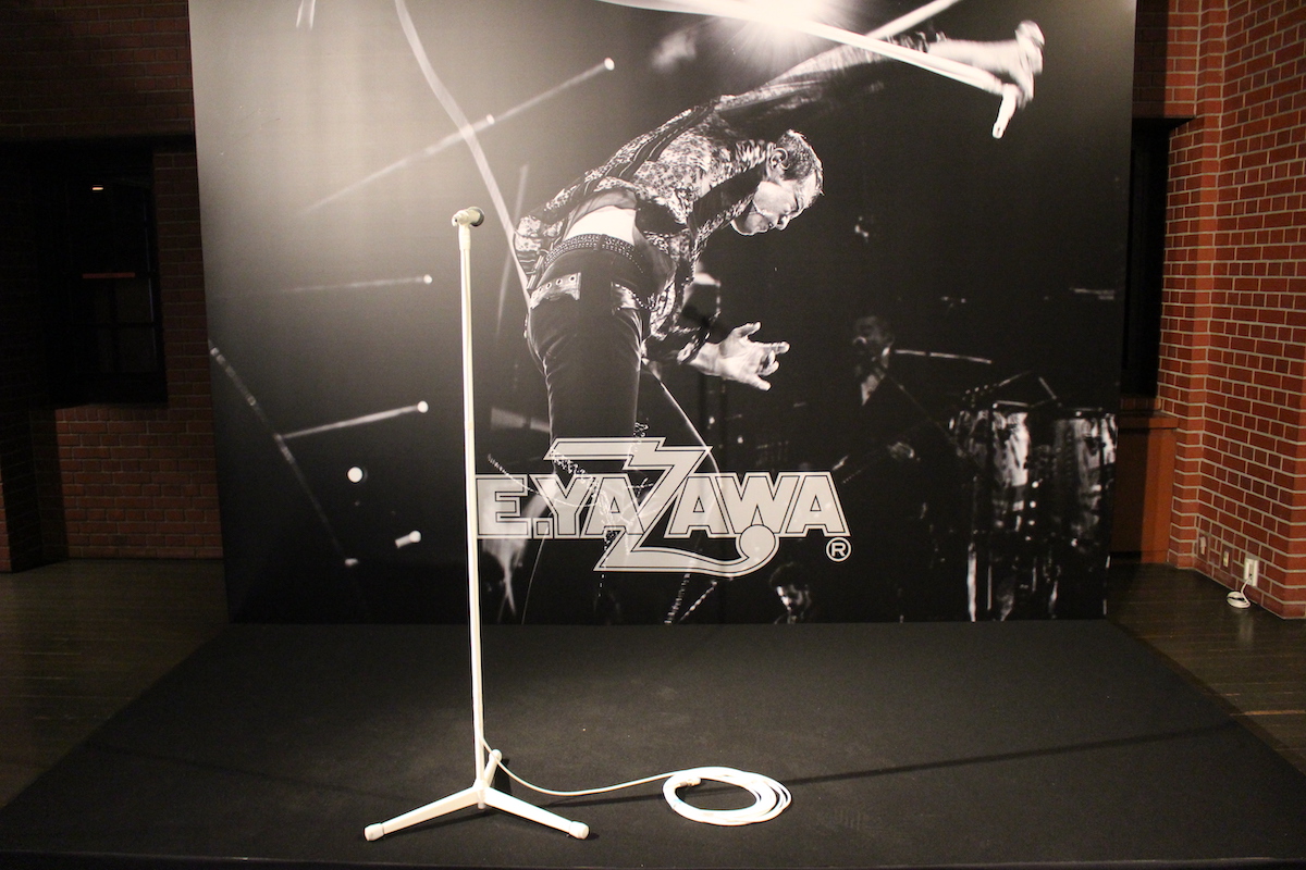 『EIKICHI YAZAWA 50th Year Memorial Exhibition 「俺たちの矢沢永吉」展』（撮影＝渡辺彰浩）