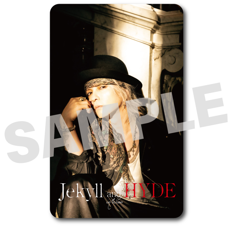 HYDE写真集パネル展が開催の画像