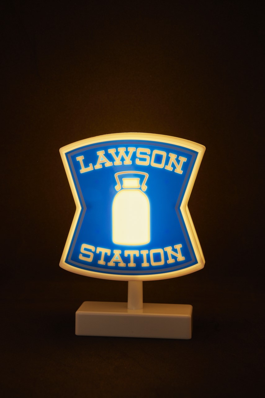 付録つき『LAWSON OFFICIAL BOOK』の画像