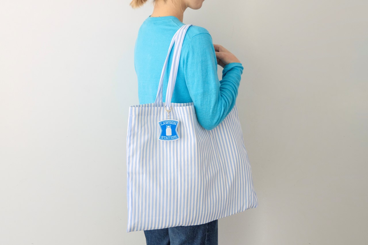 付録つき『LAWSON OFFICIAL BOOK』の画像