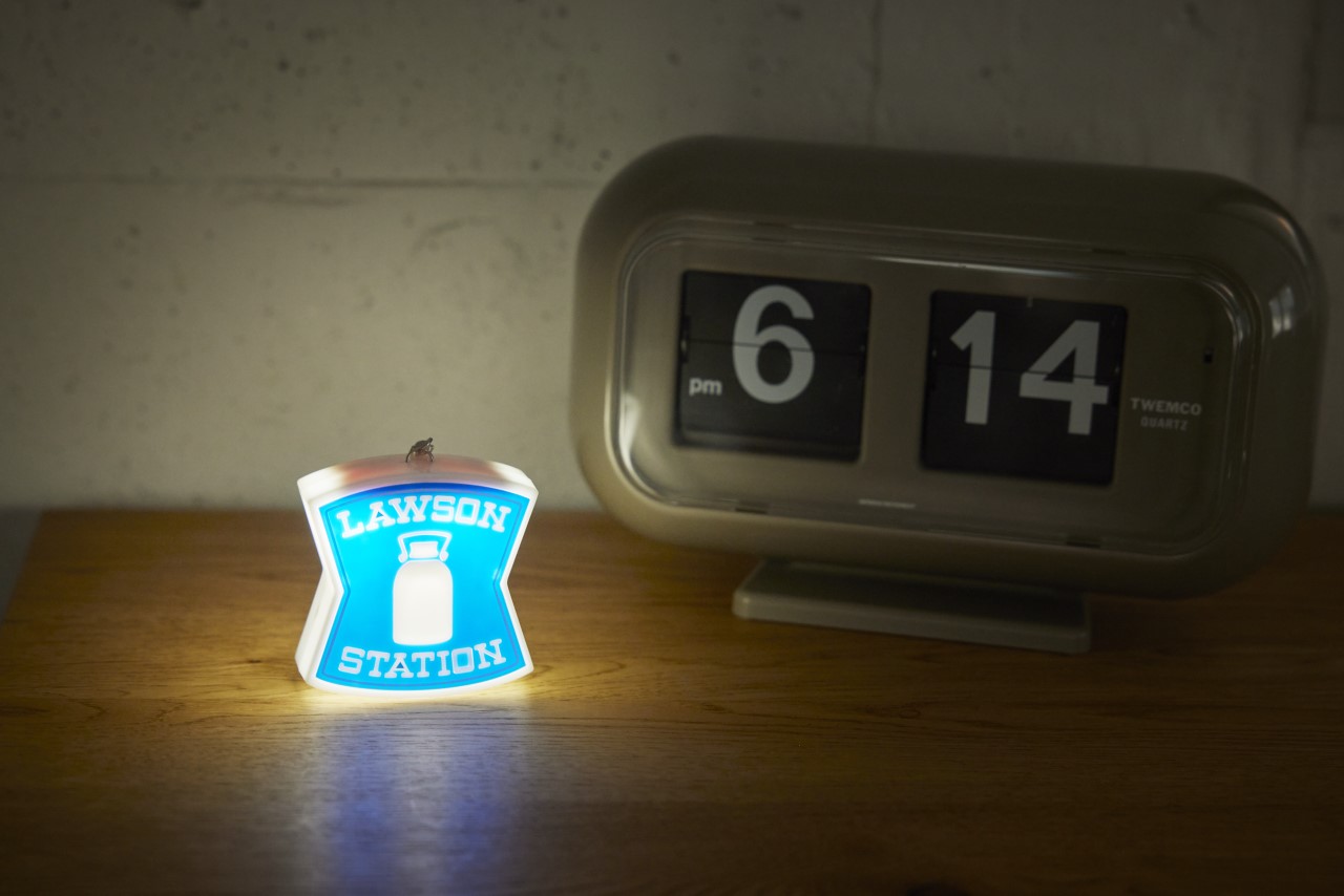 付録つき『LAWSON OFFICIAL BOOK』の画像