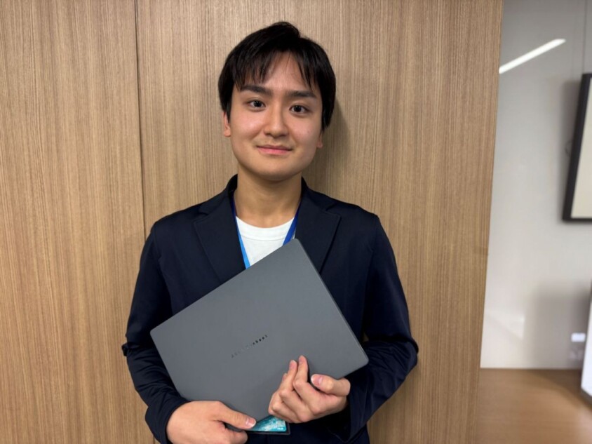 学生が『Zenbook SORA』でやりたいこととは