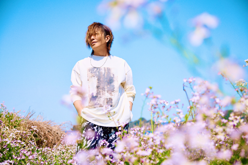 声優・谷山紀章、50歳記念写真集リリース