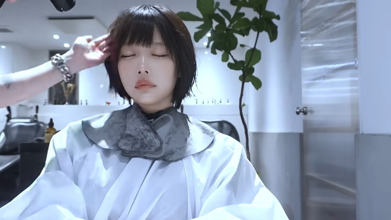 あのちゃん、ボブカットをバッサリの画像