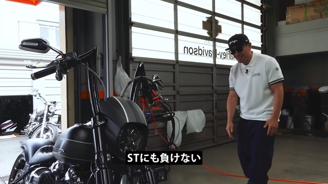 魔裟斗、ハーレーの“イカつい”カスタムを披露の画像